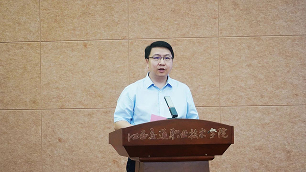 尊龙凯时副总经理刘铭皓